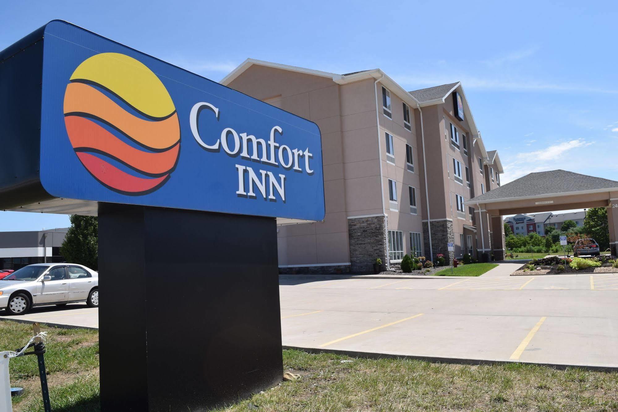 Comfort Inn & Suites Marion I-57 Exteriér fotografie